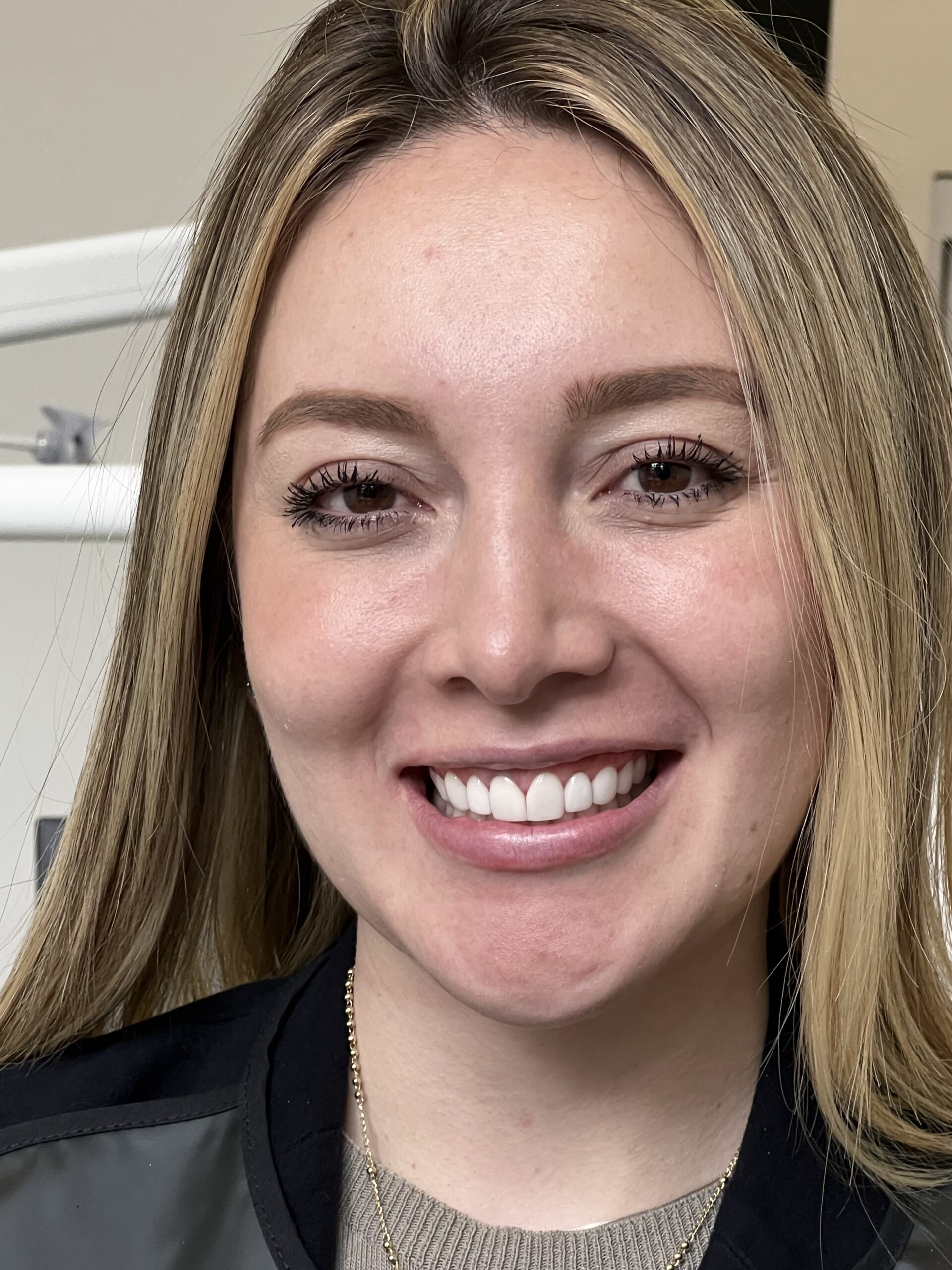 Cosmetic Dentist in Colombia