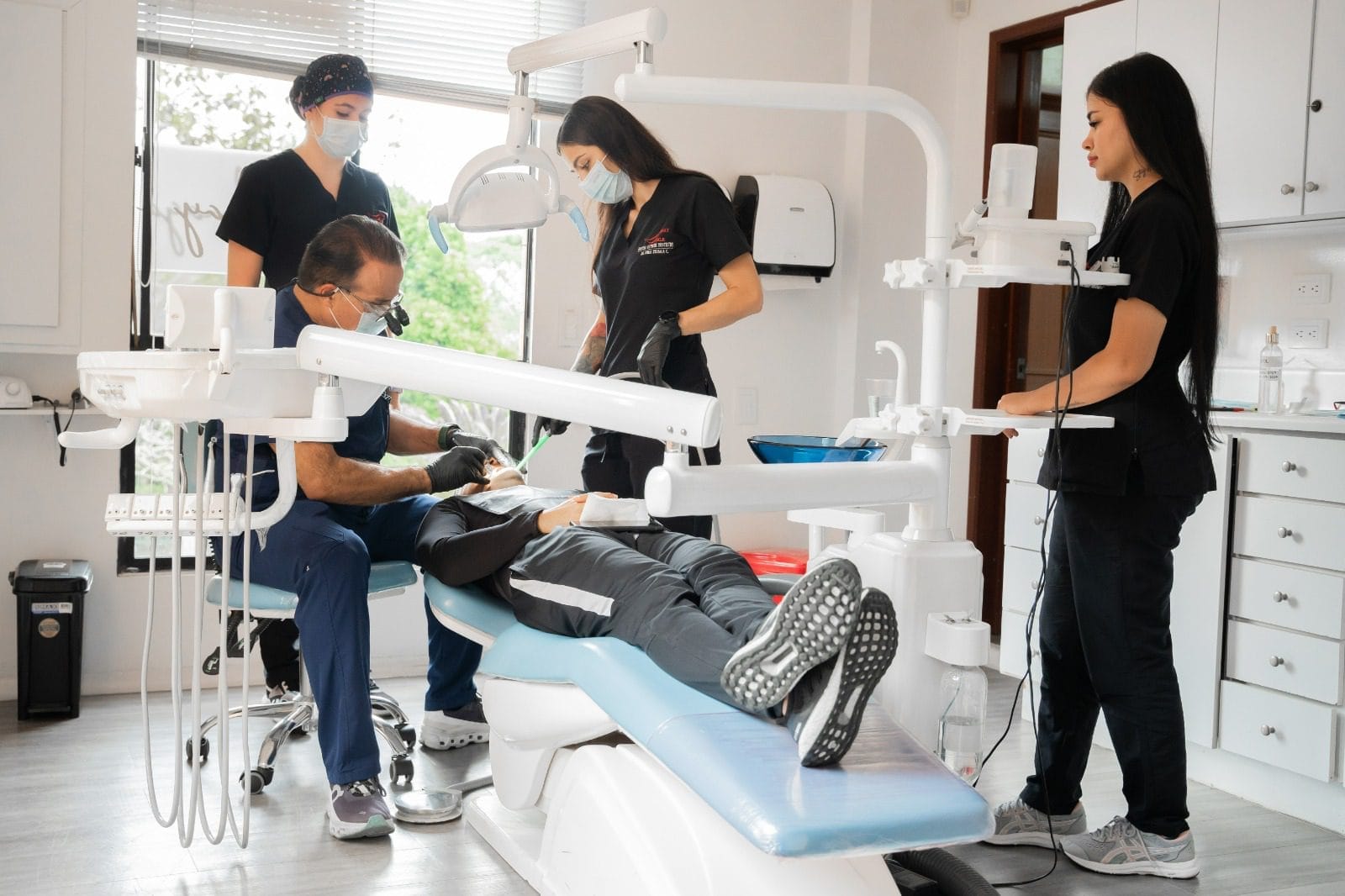 Cosmetic Dentist in Colombia